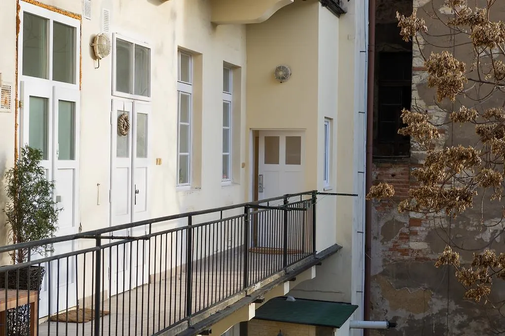 The Spot Apartment Прага
